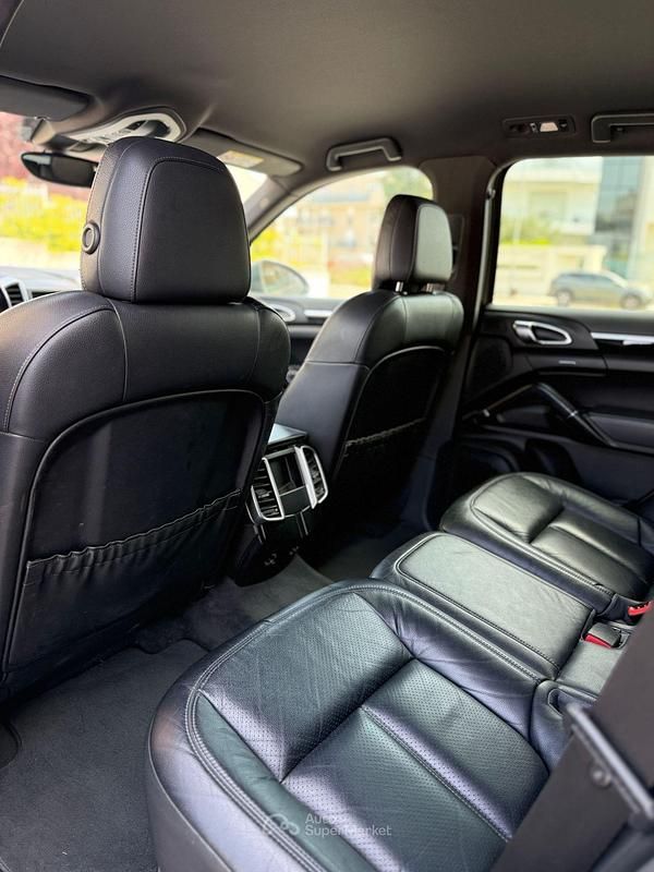 Occasion Porsche Cayenne Platinum Edition 250 ch (183 kW) 2016 Gris SUV