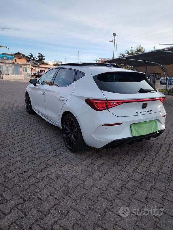 Gebraucht Cupra Leon 245 PS (180 kW) 2023 Weiß Limousine