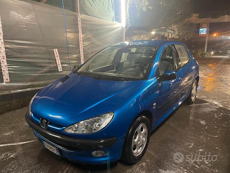 Usata Peugeot 206 90 CV (66 kW) 2005 Blu Berlina