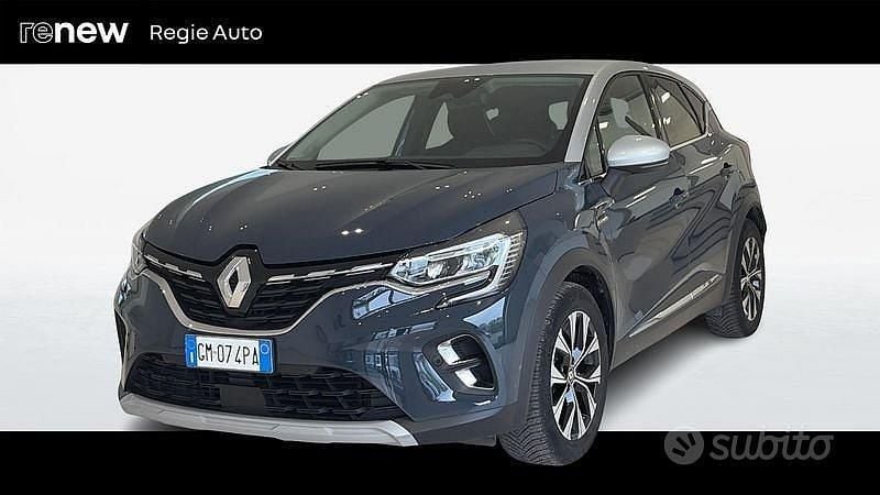 Usata Renault Captur Techno 143 CV (105 kW) 2023 Blu/azzurro SUV