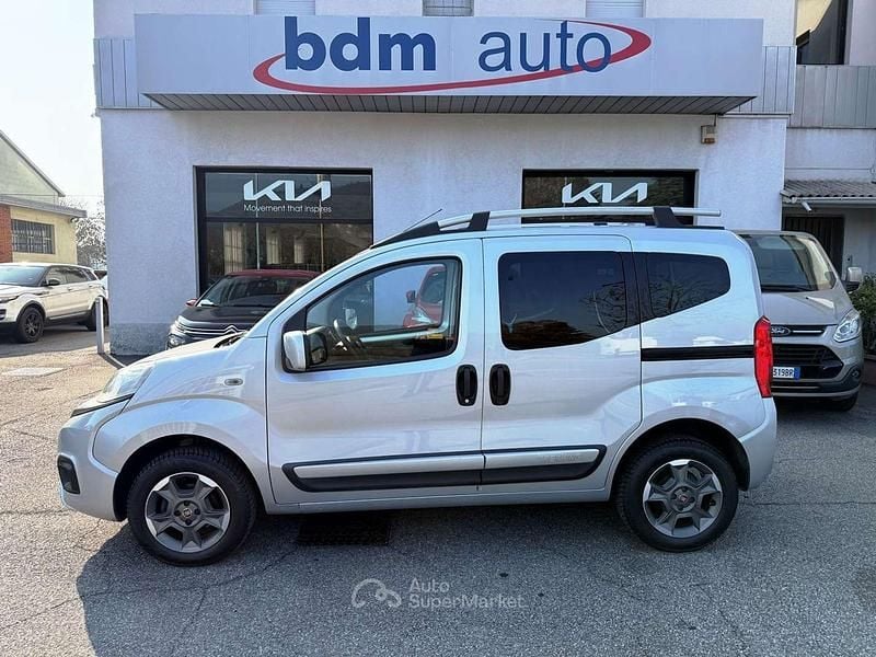 Usata Fiat Qubo Trekking 80 CV (58 kW) 2017 Argento Monovolume