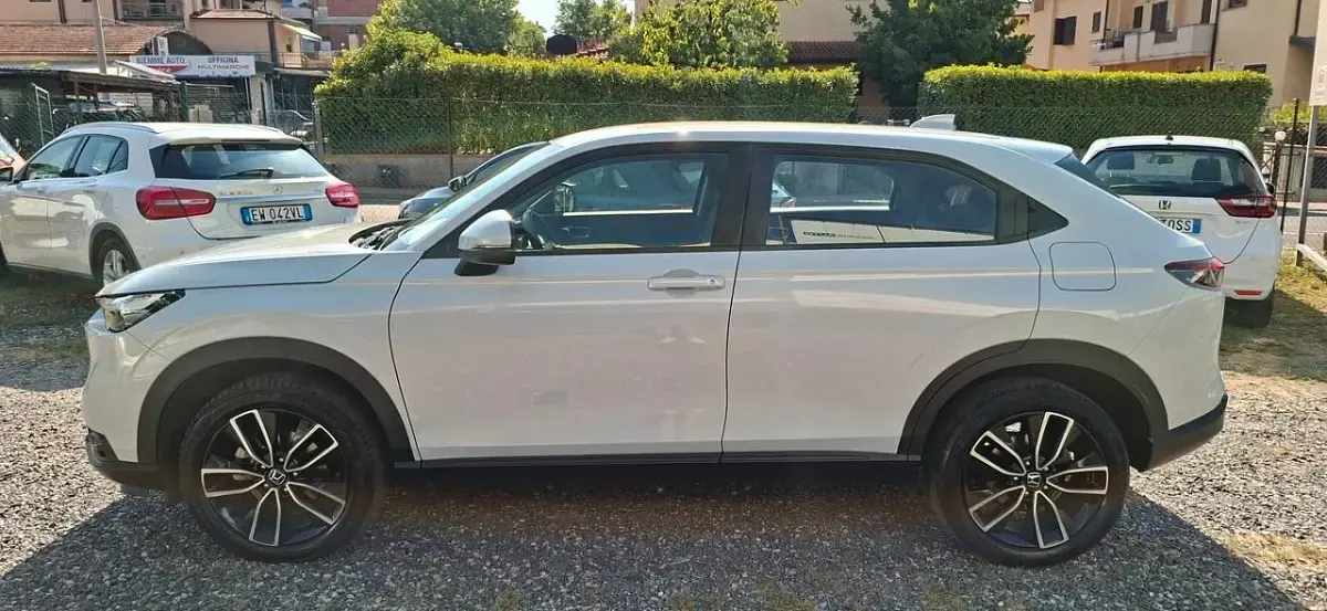 Usata Honda HR-V Elegance 107 CV (78 kW) 2023 Blu SUV