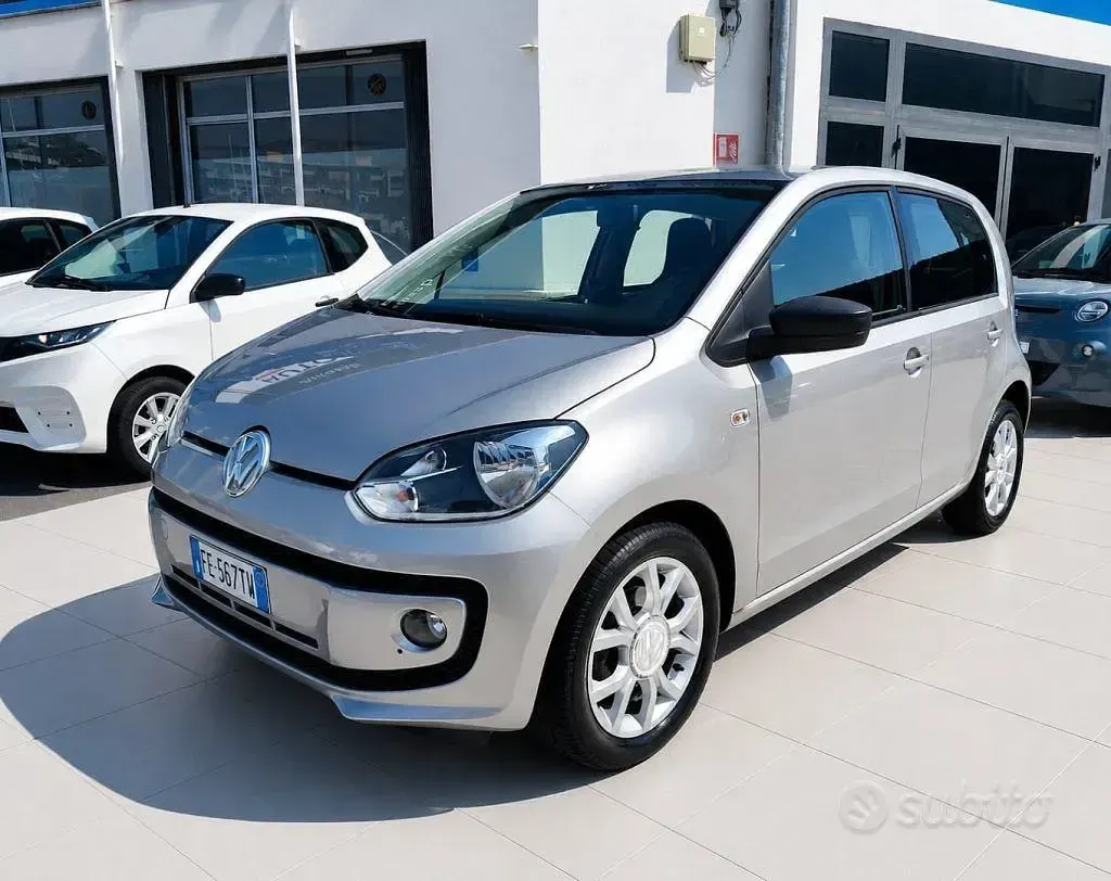 Usata VW up! high up! 75 CV (55 kW) 2016 Grigio Utilitaria