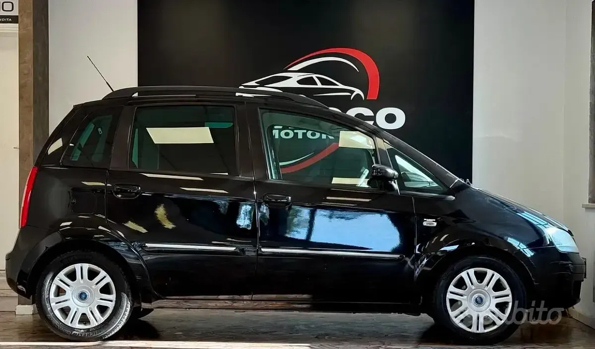 Usata Fiat Idea Emotion 95 CV (69 kW) 2006 Nero Monovolume