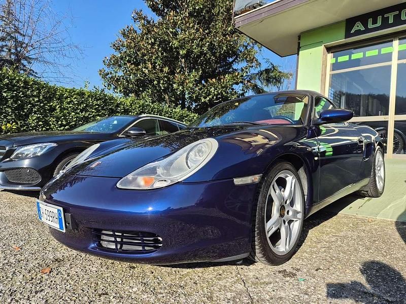 Second-hand Porsche Boxster 220 CP (161 kW) 2001 Albastru Cabrio