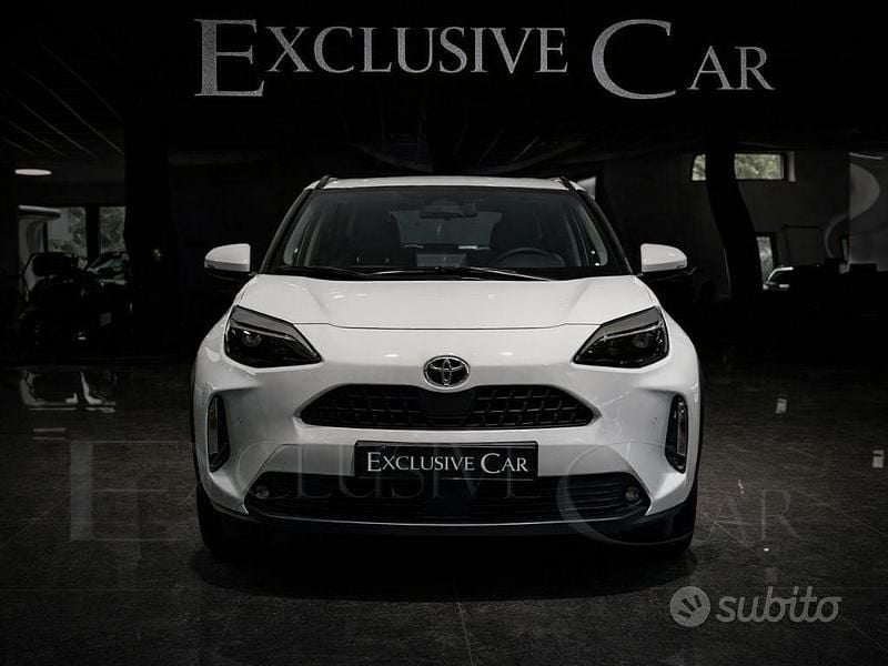 Usata Toyota Yaris Cross Trend 92 CV (67 kW) 2024 Bianco SUV