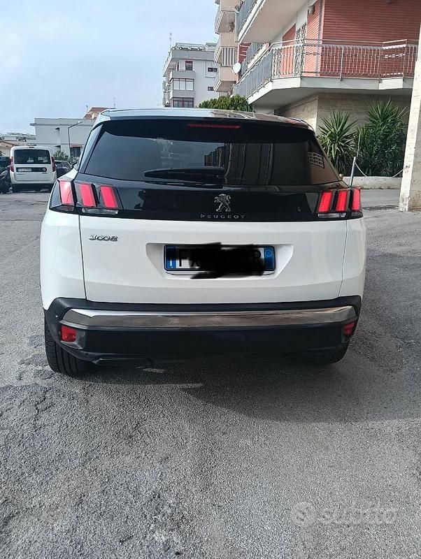 Usata Peugeot 3008 130 CV (95 kW) 2019 Bianco Berlina