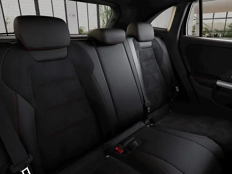 Nuova Mercedes GLA200 AMG line 150 CV (110 kW) 2026 Nero cosmo SUV