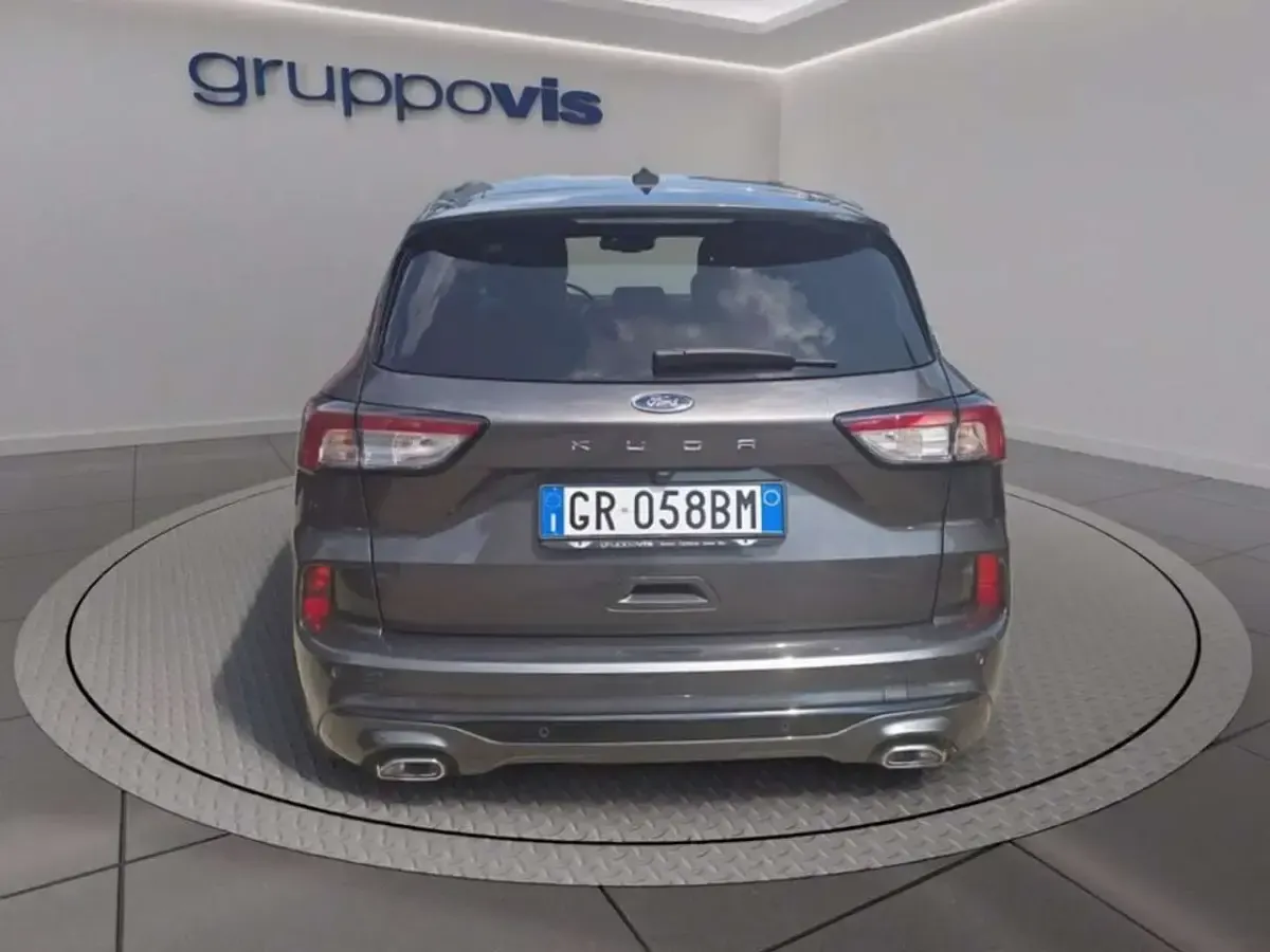Usata Ford Kuga ST-Line X 120 CV (88 kW) 2023 Magnetic grey SUV