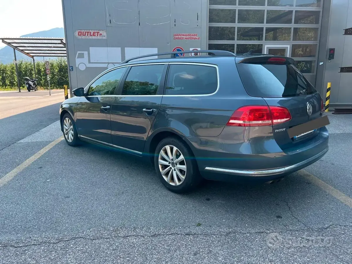 Usata VW Passat Highline 140 CV (102 kW) 2014 Grigio Station wagon