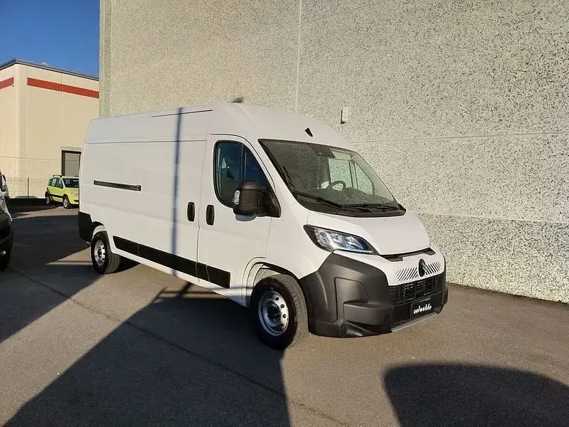 Usata Citroën Jumper 140 CV (102 kW) 2024 Bianco Monovolume