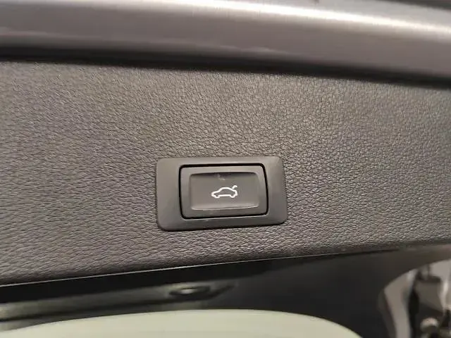 Usata Audi Q2 Advanced Plus 150 CV (110 kW) 2023 Argento SUV