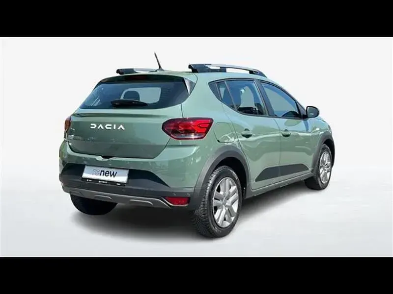 Usata Dacia Sandero Comfort 91 CV (66 kW) 2023 Verde chiaro