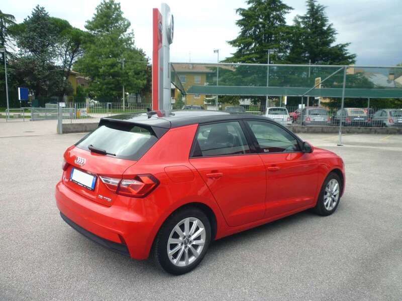Usata Audi A1 Sportback Ambiente 95 CV (69 kW) 2020 Rosso Utilitaria