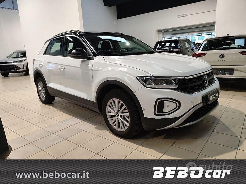 Usata VW T-Roc R-line 110 CV (80 kW) 2023 Bianco SUV