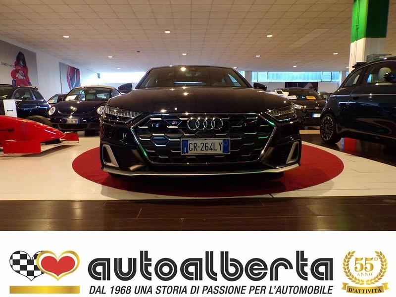 Usata Audi S7 Sportback Sport 344 CV (253 kW) 2023 Blu scuro Utilitaria