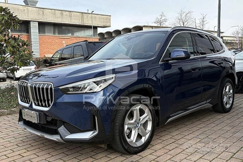 Begagnad BMW X1 xLine 136 HK (100 kW) 2024 Blå SUV