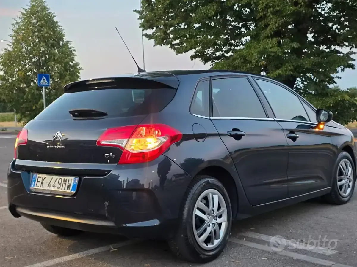 Usata Citroën C4 92 CV (67 kW) 2012 Verde Berlina