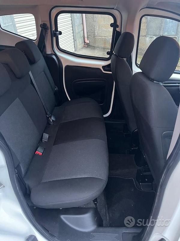 Usata Fiat Qubo Trekking 80 CV (58 kW) 2019 Bianco Monovolume