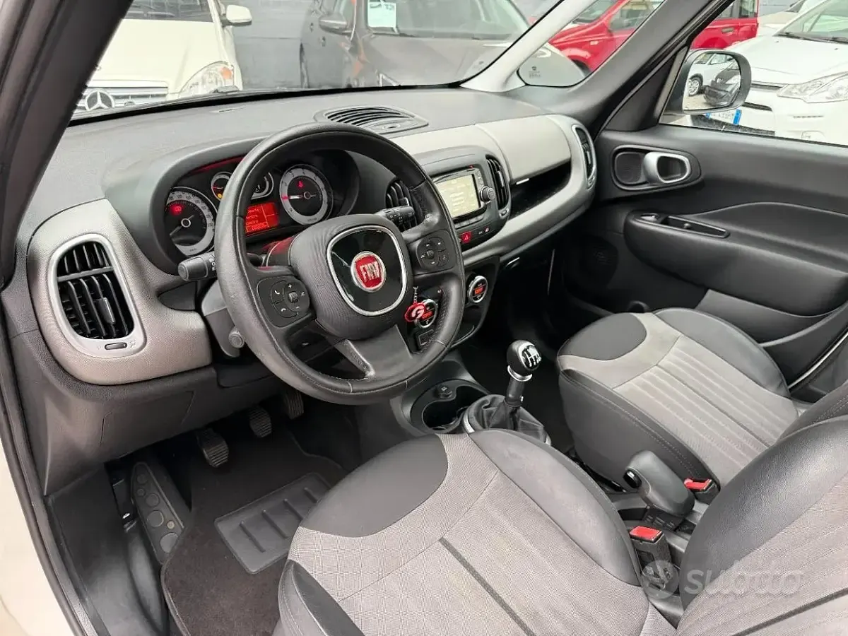 Usata Fiat 500L Lounge 95 CV (69 kW) 2016 Bianco Monovolume