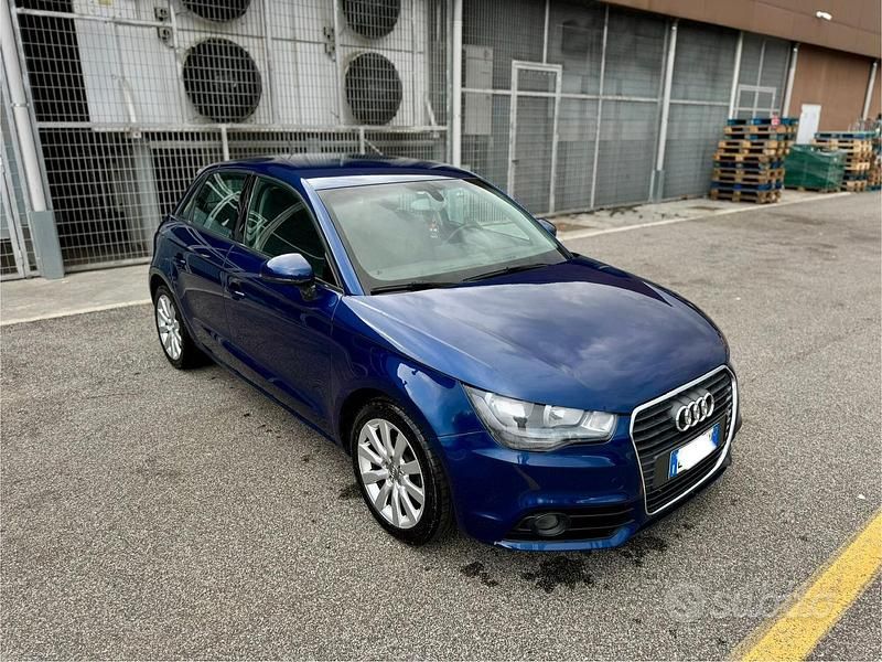Usata Audi A1 90 CV (66 kW) 2013 Blu Utilitaria
