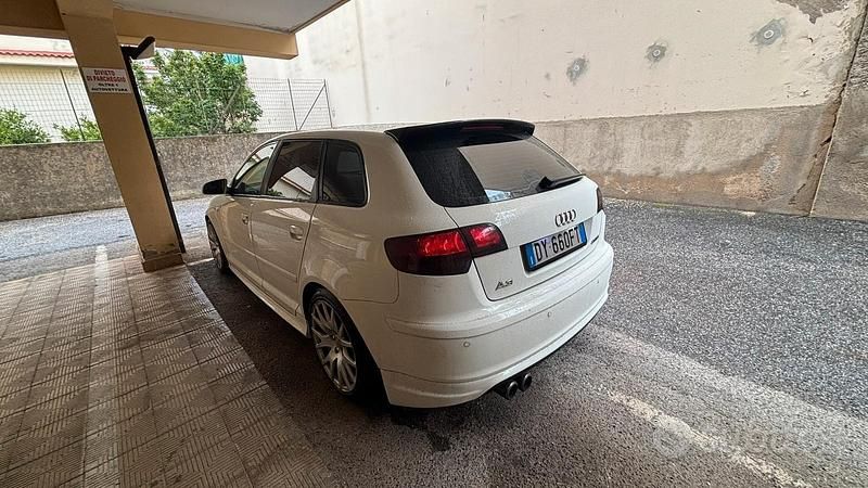 Usata Audi A3 Attraction 105 CV (77 kW) 2006 Bianco Utilitaria