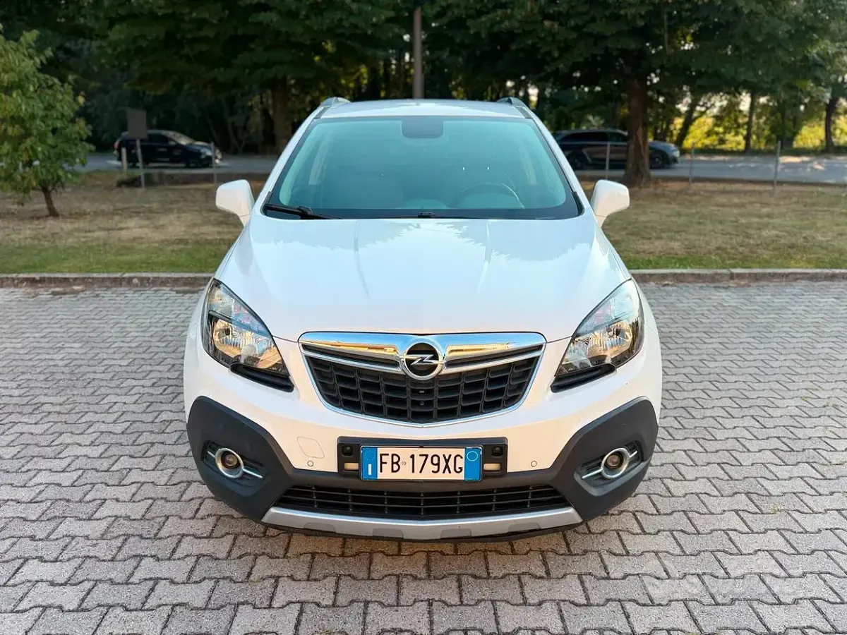 Usata Opel Mokka Cosmo 136 CV (100 kW) 2015 Bianco SUV