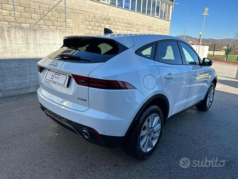Usata Jaguar E-Pace 150 CV (110 kW) 2020 Fuji white SUV
