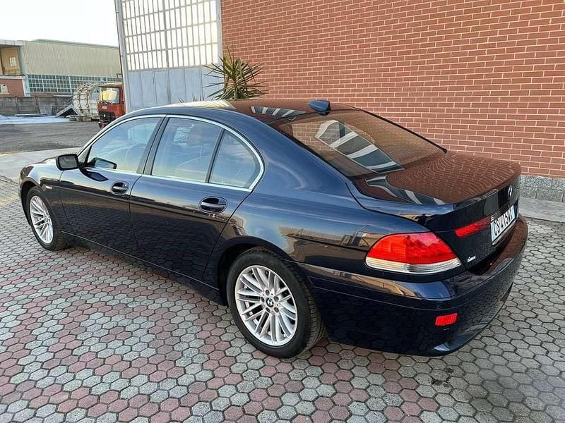 Usata BMW 730 231 CV (169 kW) 2005 Blu/azzurro Berlina
