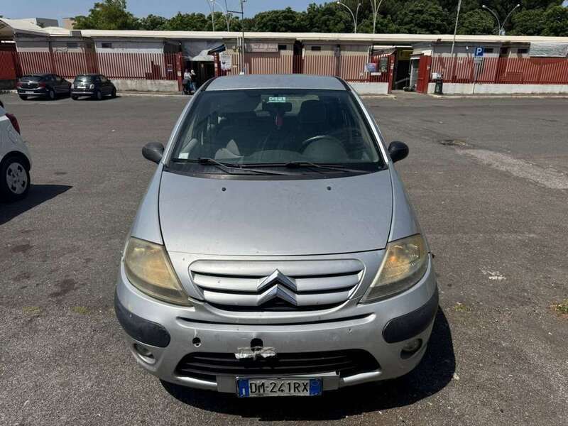 Usata 2008 Citroën C3 Elegance Due volumi | 950 € (Super prezzo) - Immagine 1/4