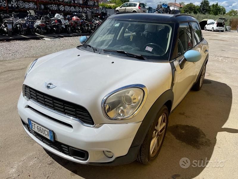 Usata Mini Cooper S Countryman 183 CV (134 kW) 2010 Bianco SUV