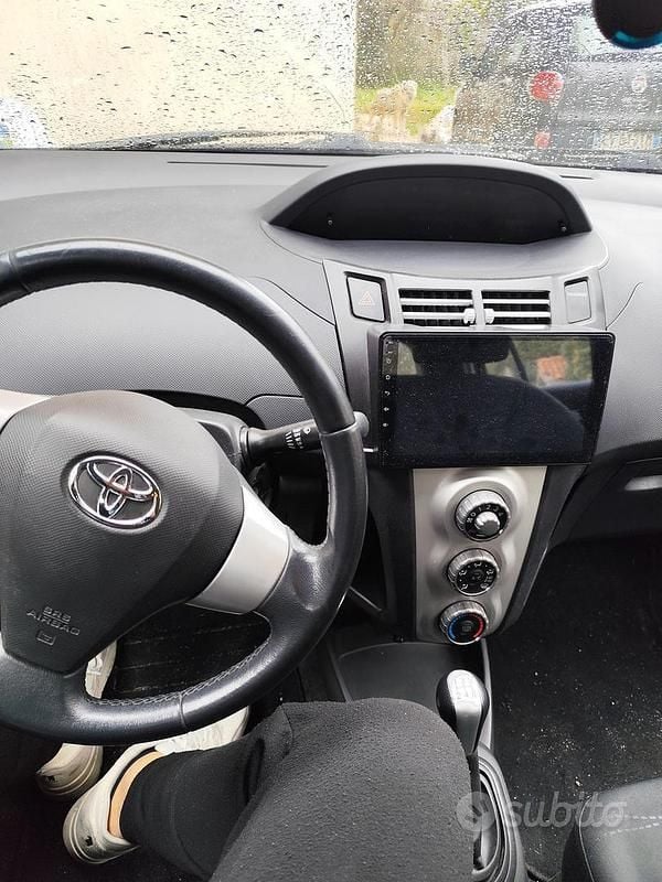 Usata Toyota Yaris 90 CV (66 kW) 2007 Berlina