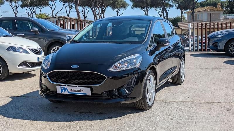 Usata Ford Fiesta 86 CV (63 kW) 2018 Nero Utilitaria