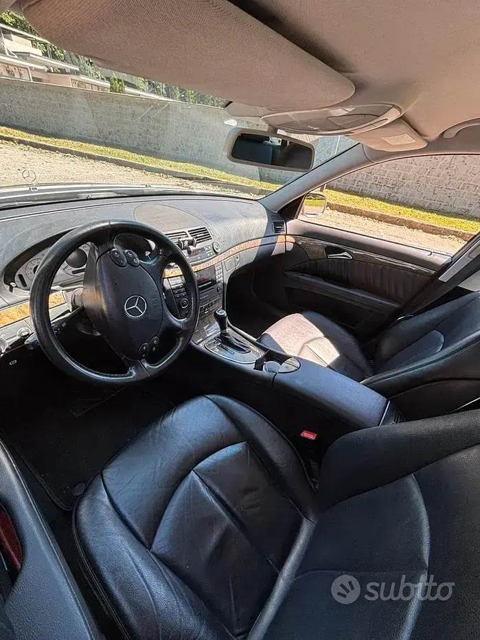 Usata Mercedes E220 Avantgarde 170 CV (125 kW) 2007 Grigio Station wagon