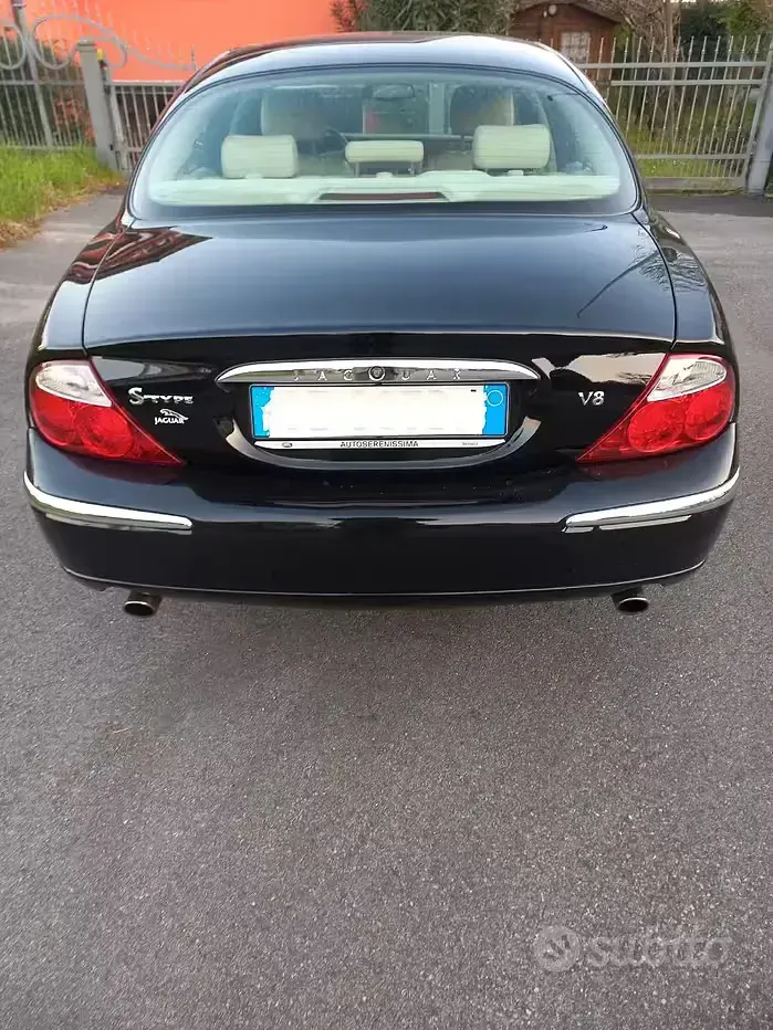 Usata Jaguar S-Type S 298 CV (219 kW) 2003 Nero Berlina