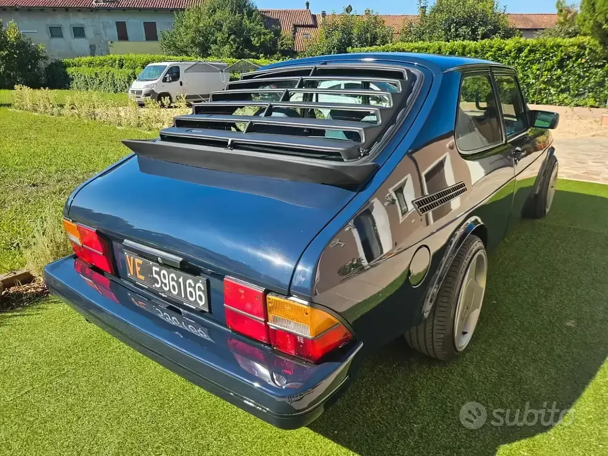 Usata Saab 900 145 CV (106 kW) 1982 Blu Coupé