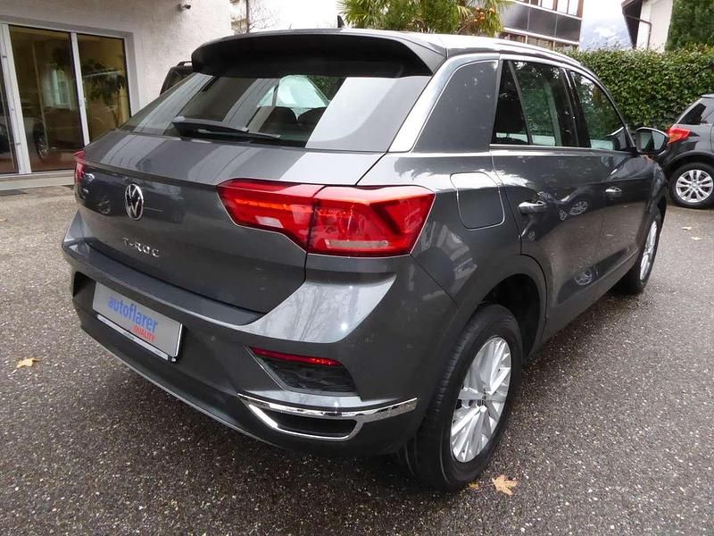 Usata VW T-Roc Business 110 CV (80 kW) 2021 Grigio SUV