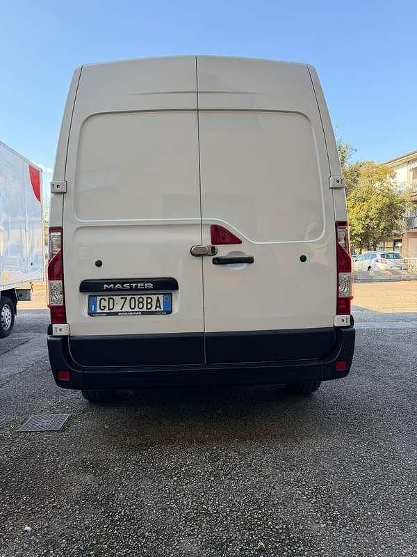 Usata Renault Master 150 CV (110 kW) 2020 Bianco Monovolume