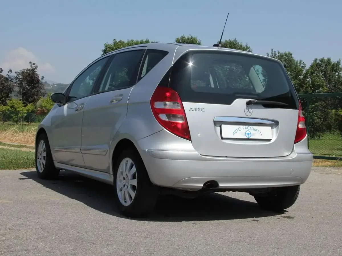 Usata Mercedes A170 Elegance 116 CV (85 kW) 2007 Argento Monovolume