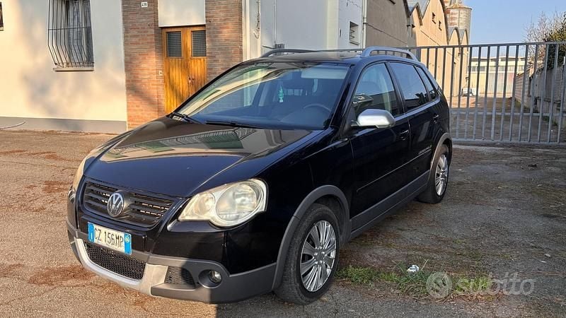 Usata VW Polo Cross 100 CV (73 kW) 2006 Nero Utilitaria