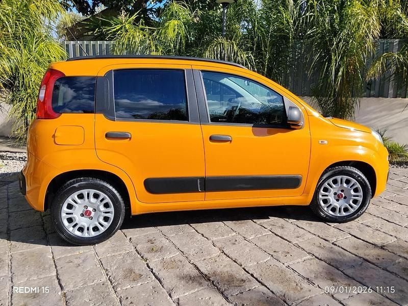Arancione Usata 2020 Fiat Panda Lounge Utilitaria | 6900 € (Super prezzo) - Immagine 1/4