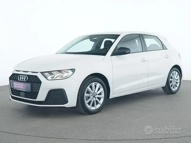 Gebraucht Audi A1 Sportback Comfort 95 PS (69 kW) 2025 Weiß Kleinwagen