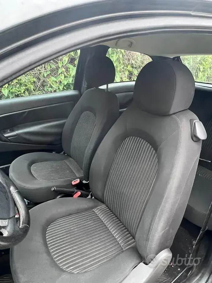 Usata Lancia Ypsilon 95 CV (69 kW) 2009 Nero Utilitaria