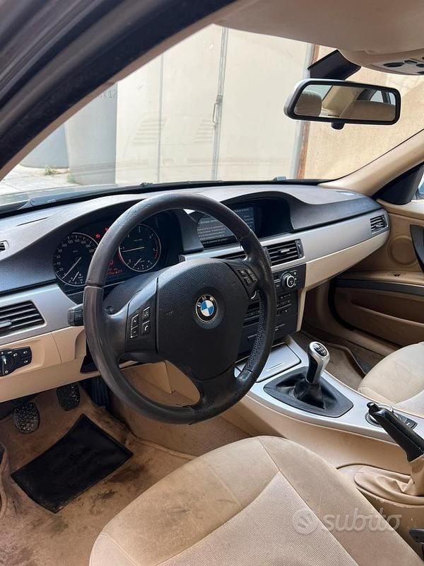 Usata BMW 320 2007 Nero Utilitaria