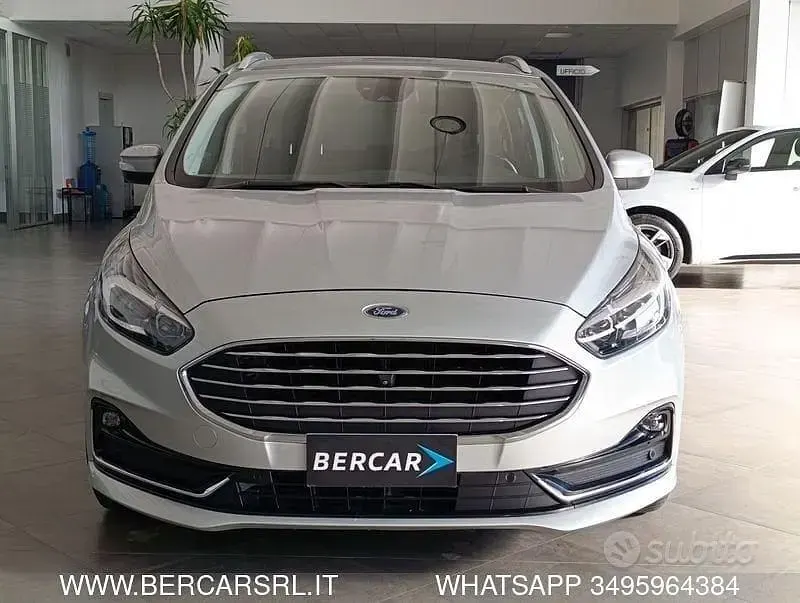 Usata Ford S-MAX S 150 CV (110 kW) 2022 Argento Monovolume