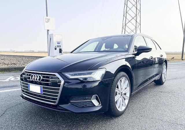 Usata Audi A6 Business 204 CV (150 kW) 2021 Nero mythos metallizzato Station wagon