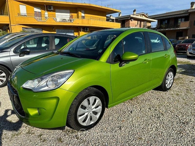 Verde Usata 2011 Citroën C3 Attraction Due volumi | 3980 € (Buon prezzo) - Immagine 1/4
