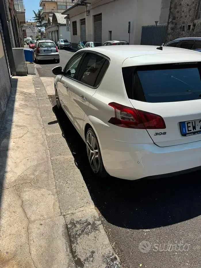Usata Peugeot 308 Allure 116 CV (85 kW) 2014 Bianco Berlina