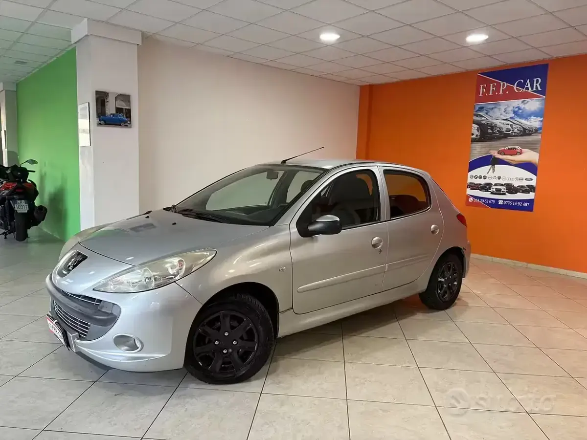 Usata Peugeot 206 57 CV (41 kW) 2010 Berlina