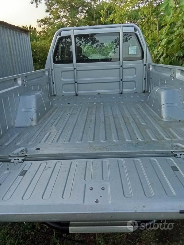 Usata Tata Xenon 140 CV (102 kW) 2008 Grigio Pick-up